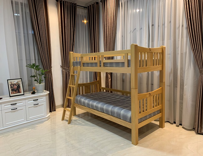 Детская двухъярусная кровать в Калининграде